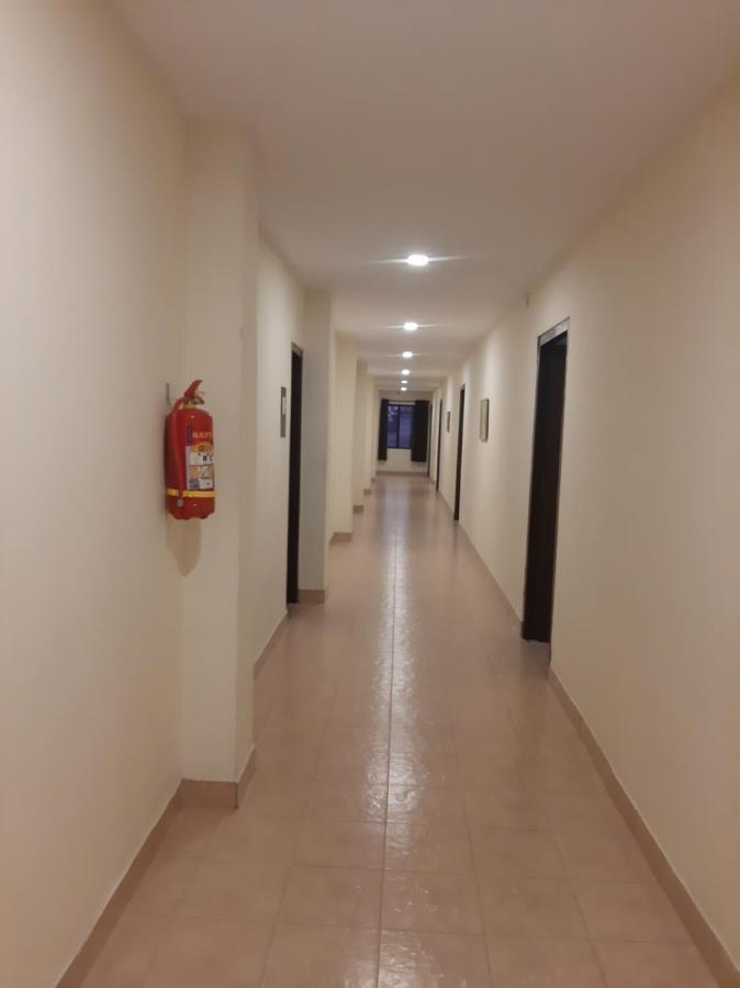 Madaparambil Residency Alwaye Екстериор снимка