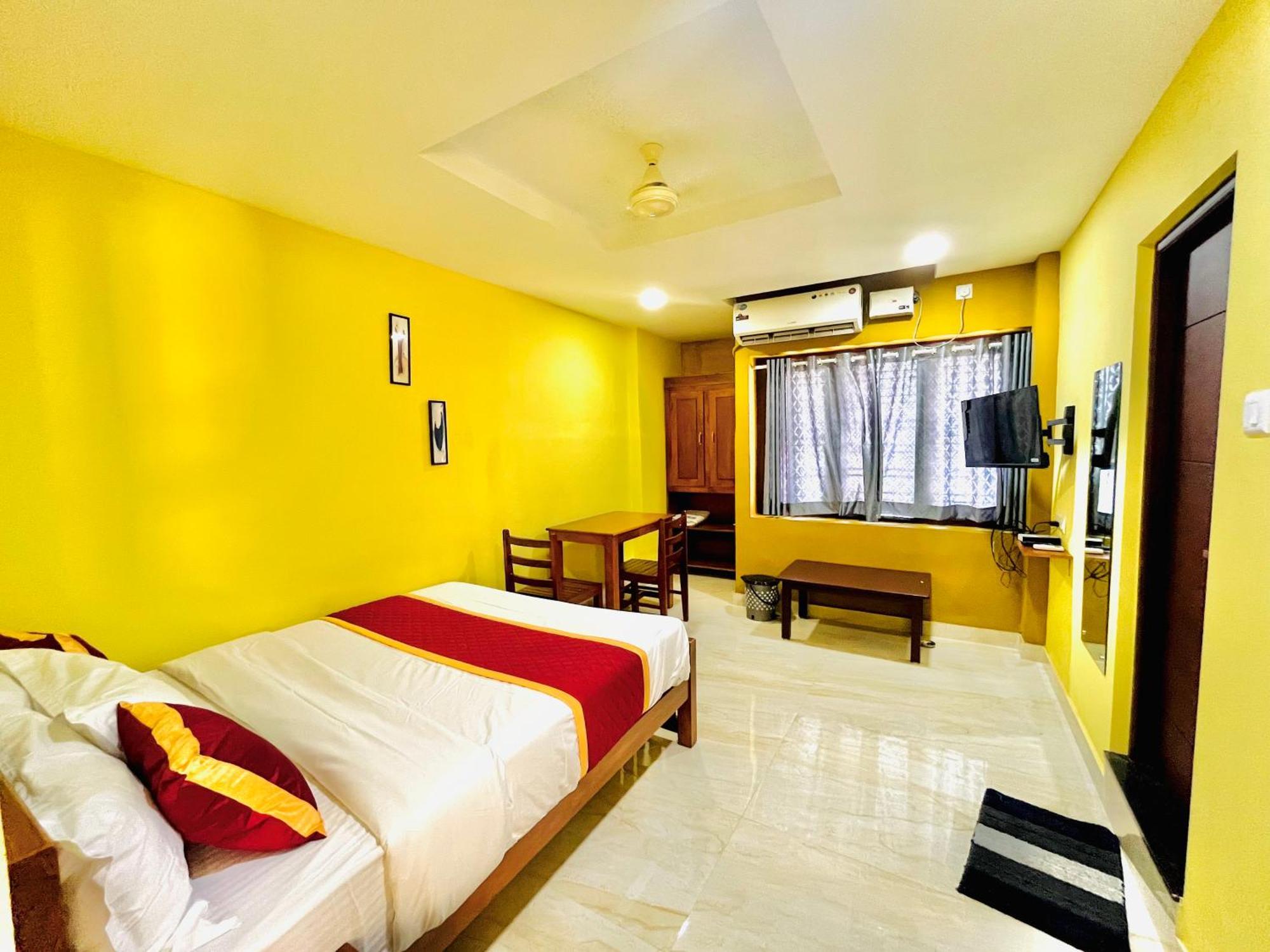 Madaparambil Residency Alwaye Екстериор снимка
